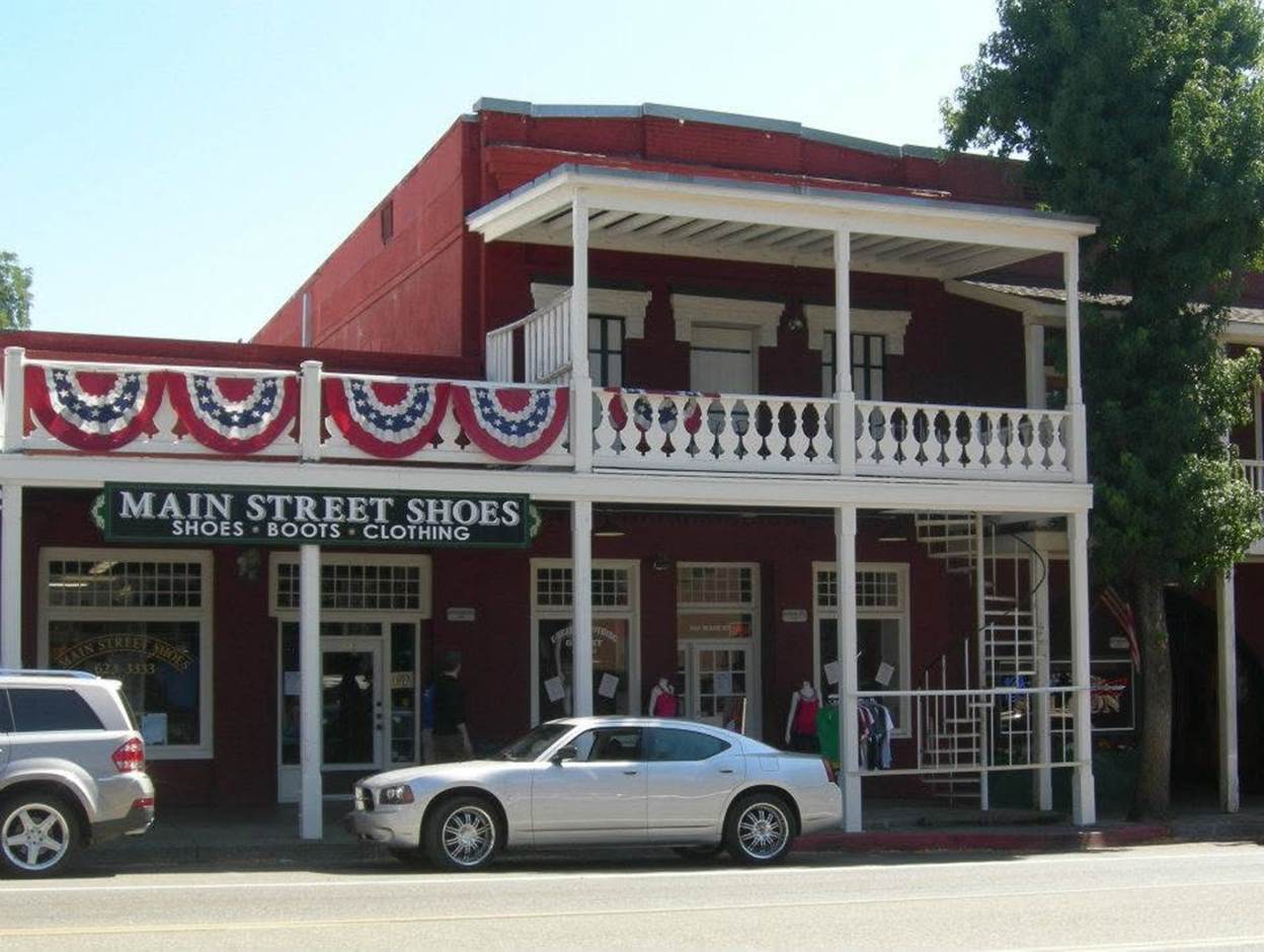 Weaverville &ndash; small town California