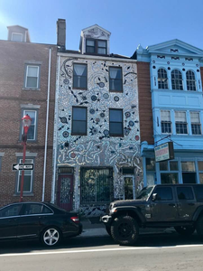 The Mosaics of Philly&rsquo;s South Street